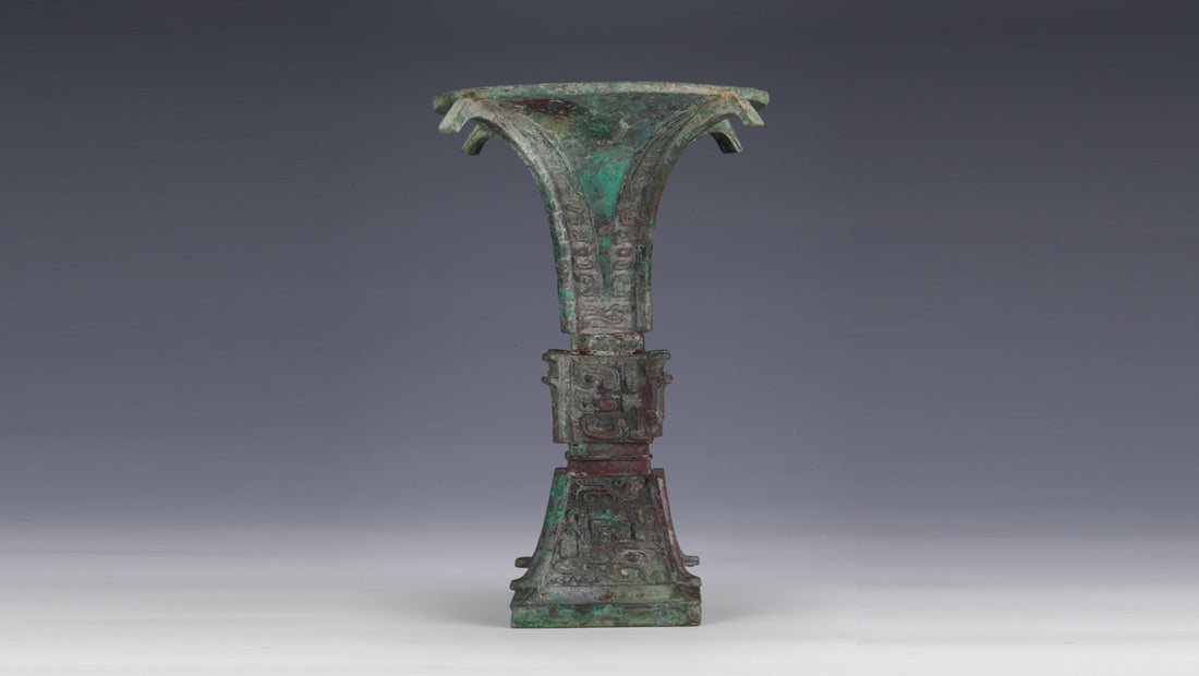 Goblet with Kuilong Pattern