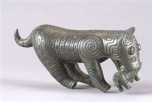 Western Zhou Bronze Mother and Child Tiger