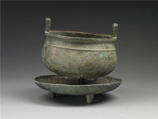 Western Zhou Dynasty Jingji Ding with a single column and a plate