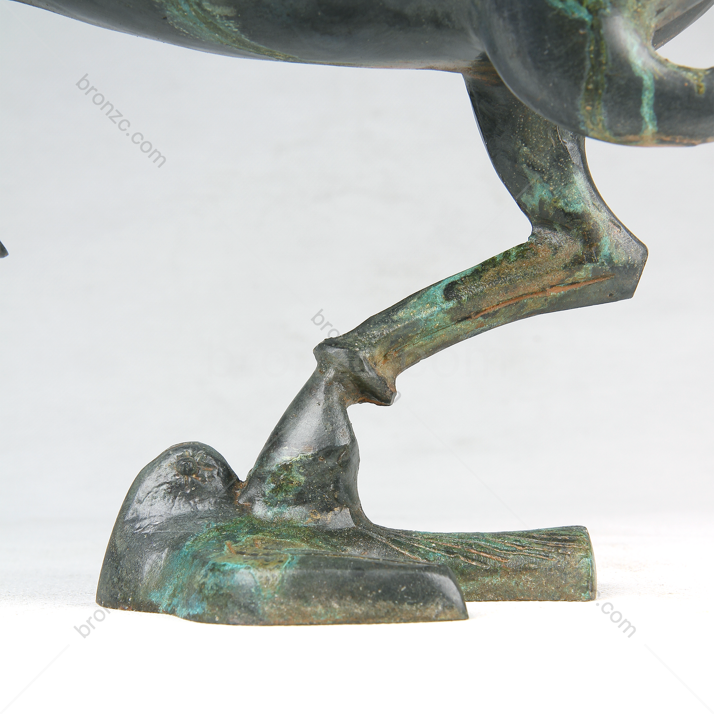 14.6" China Eastern Han Dynasty Bronze vessel in the shape of a flying horse,Also known as bronze galloping horse[Horse Stepping on Flying Swallow][马踏飞燕]