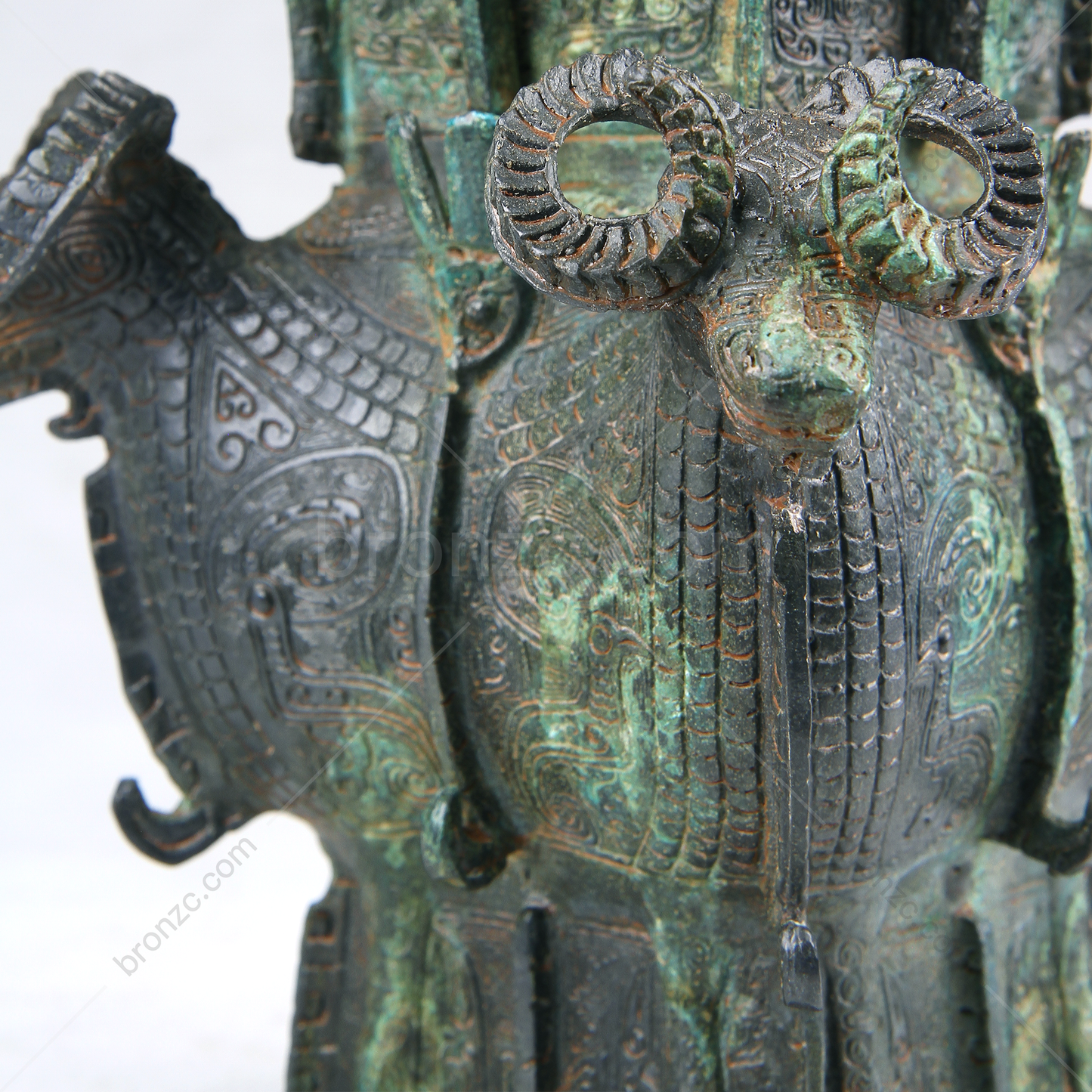 9" China Shang Dynasty Bronze with goat's head statue[Four-ram Square Zun][四羊方尊]