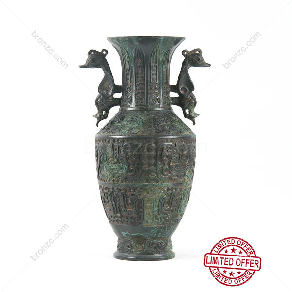 12.8" China Ming Dynasty, Phoenix-patterned bronze vase[Ming Wanli Phoenix-patterned vase][明万历凤纹瓶]