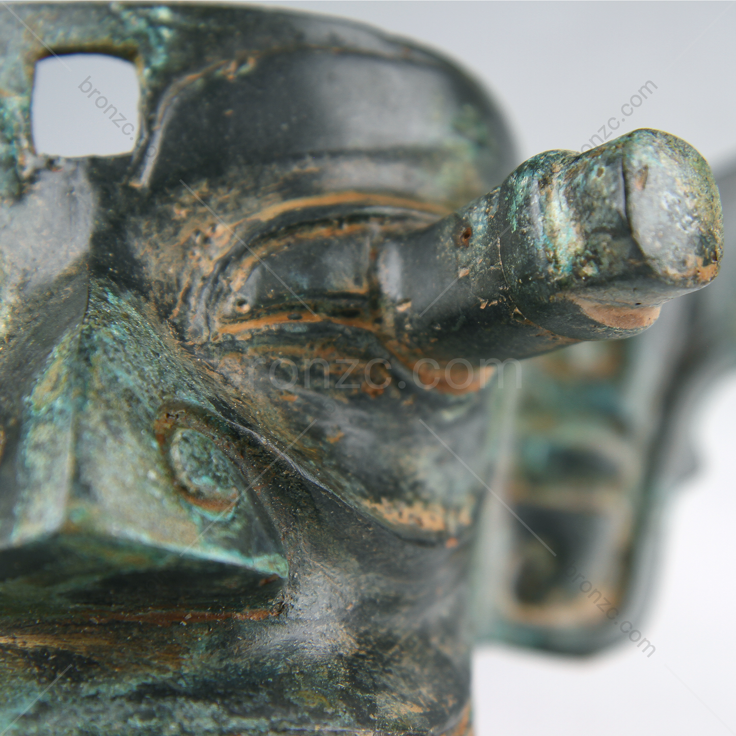 4,7" China Sanxingdui Ruinen Bronzemaske [Sanxingdui Vertikale Augenmaske][三星堆纵目面罩]