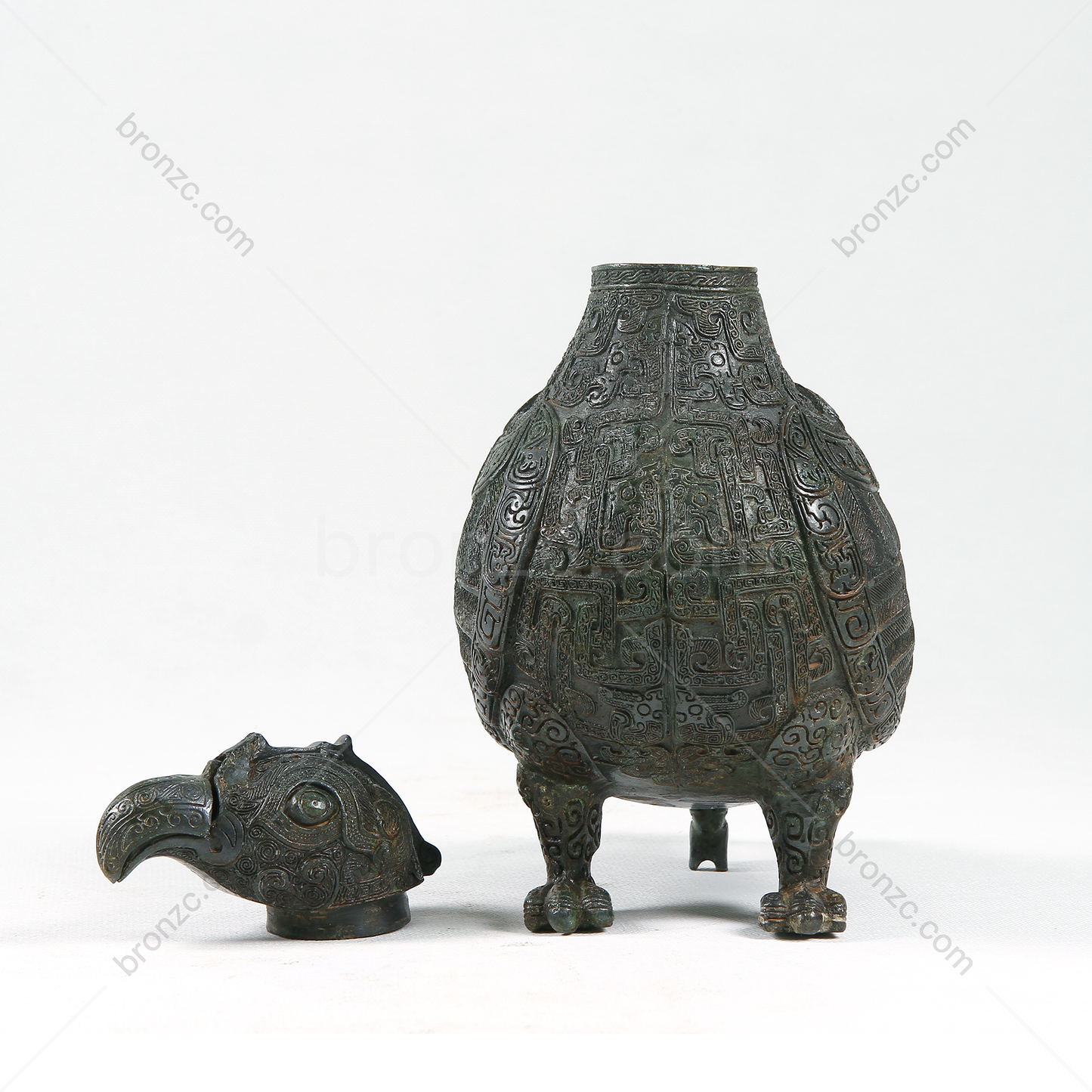 11" China Spring and Autumn Dynasty, Owl-shaped bronze vessel [Zi Zha Nong Bird Zun]